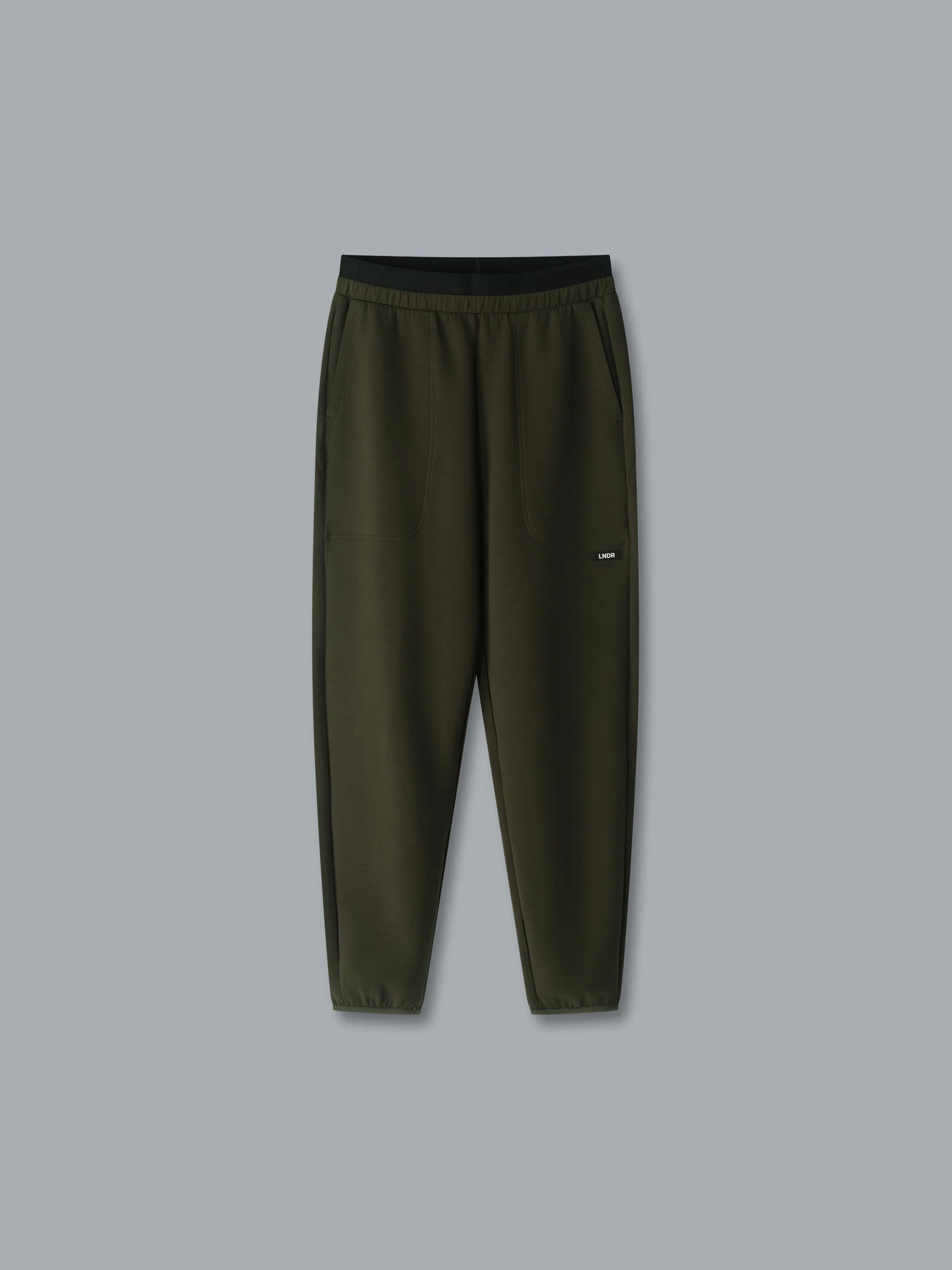 ESSENTIAL Trackpants Olive - Image 3