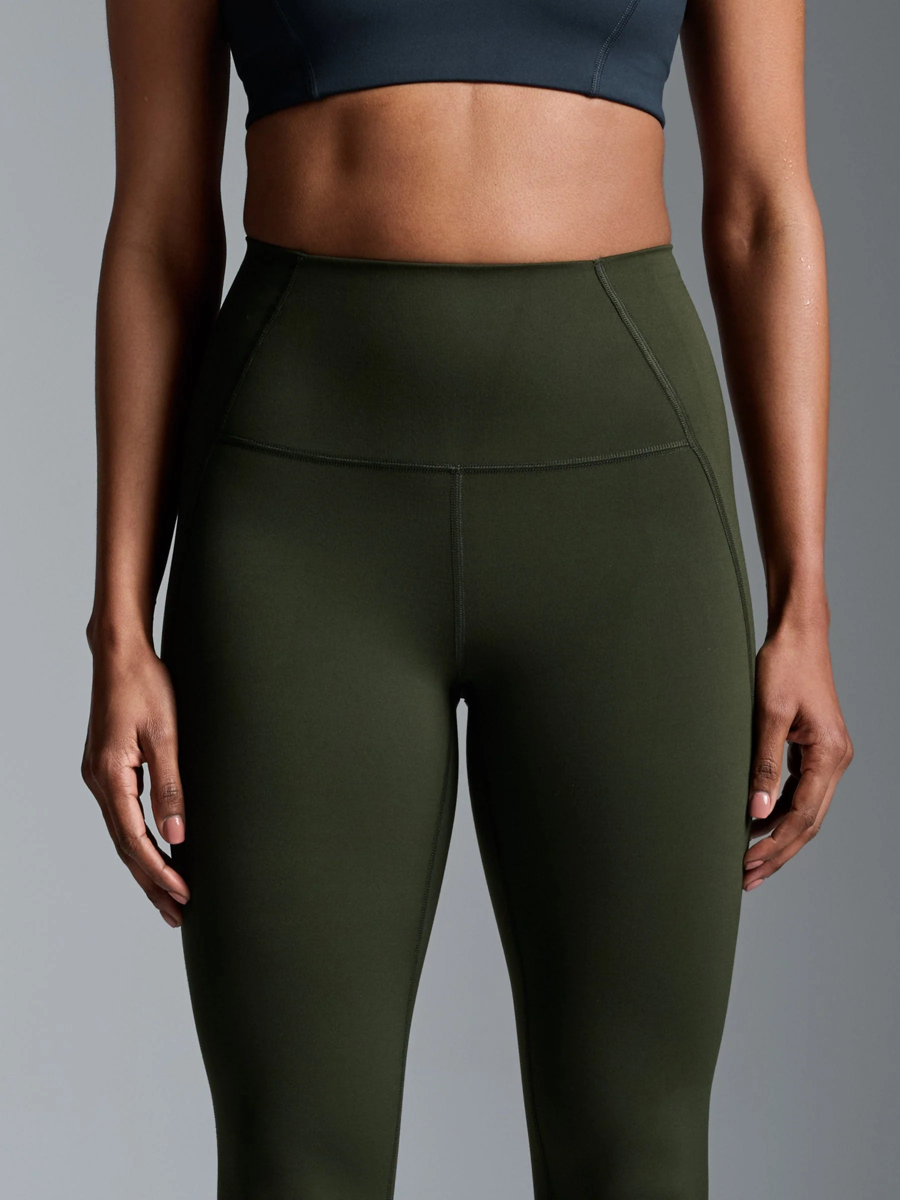 OBSESSION 8/8 Legging Olive - Image 4